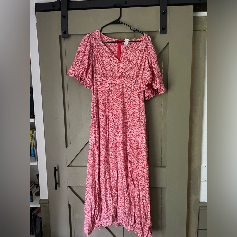 H&M puff sleeve red floral dress